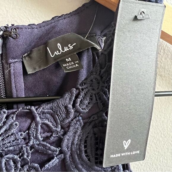 Lulu’s Love Poem NWT Navy Blue Lace Floral Mini Dress Size Medium - Picture 6 of 14